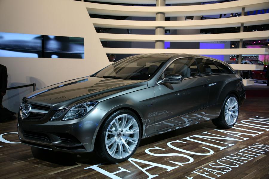  Mercedes-Benz ConceptFASCINATION 2008 года  (фото 16 из 111)
